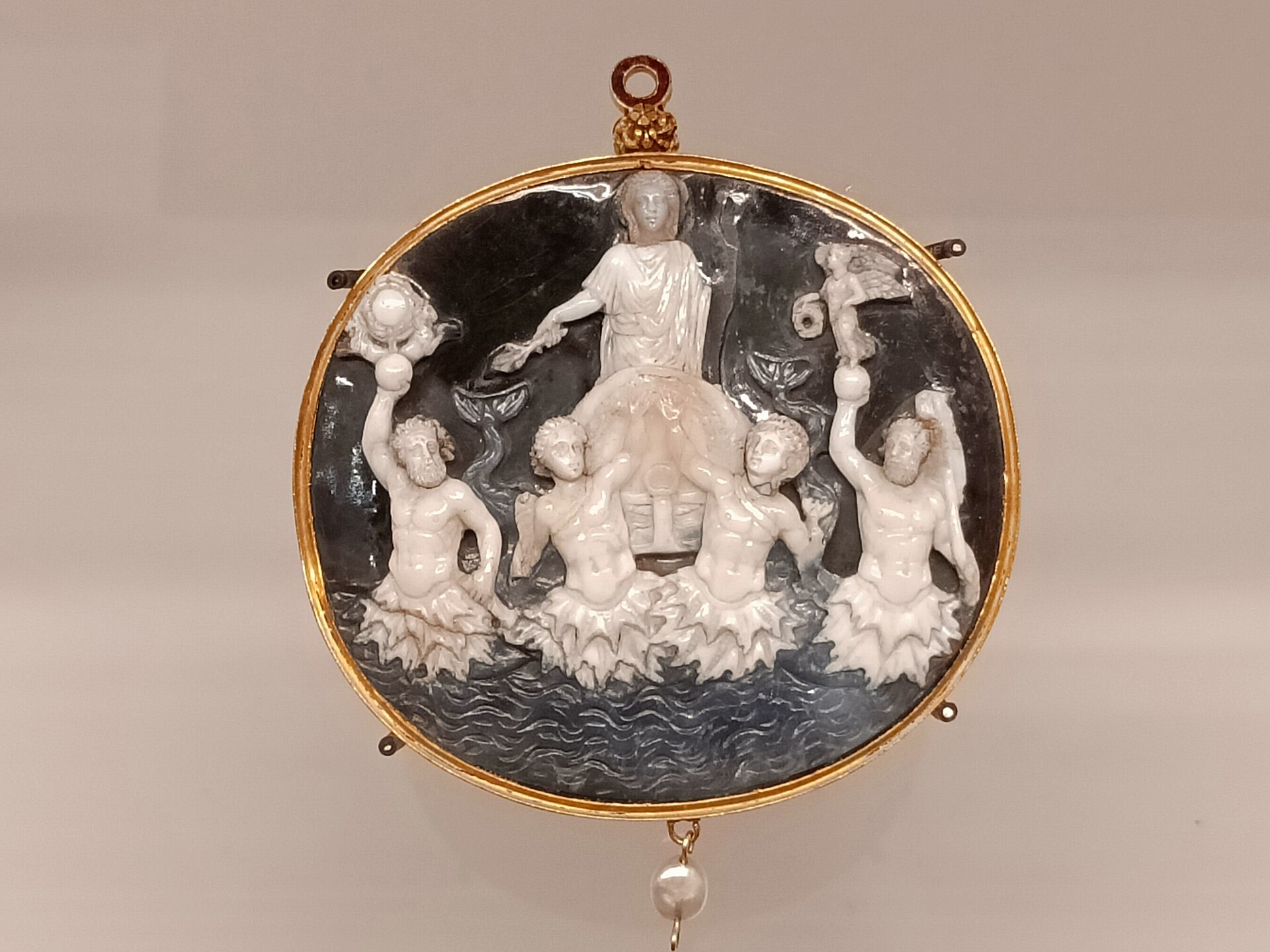 Carved cameo of Octavian on a chariot pulled by mermen