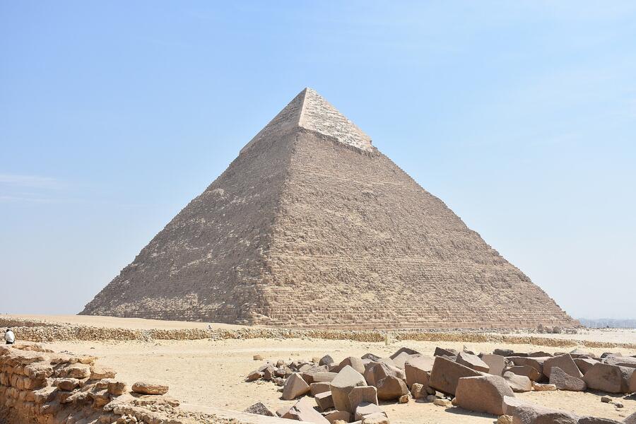 Pyramid of Khafre in 2015