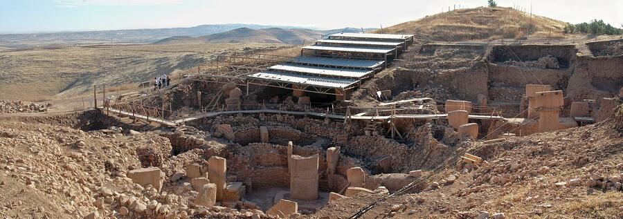 Panoramic view of the southern excavation field
