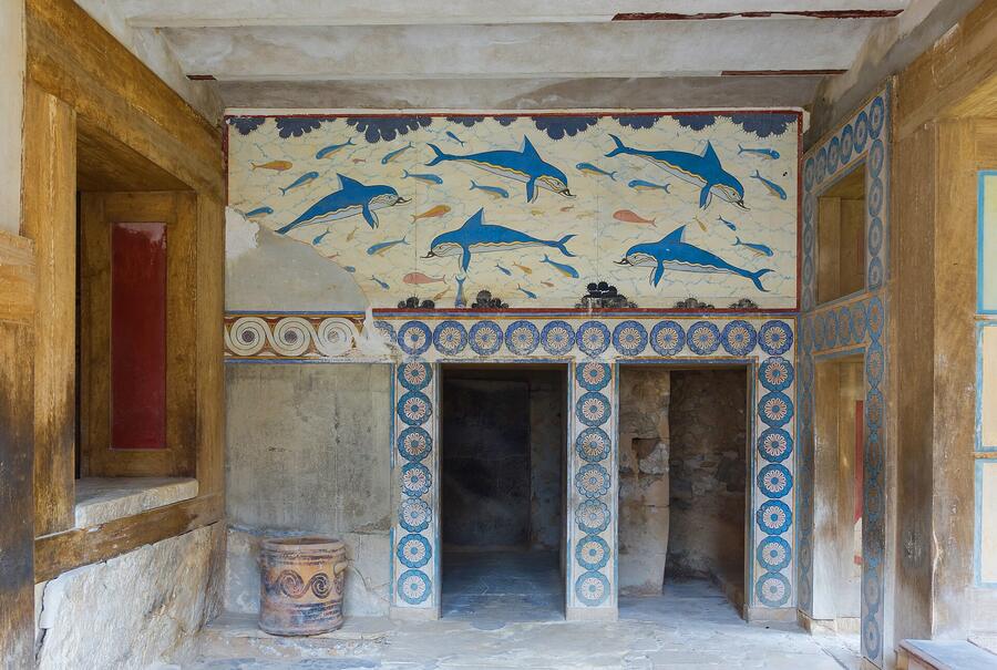 Queen's Megaron with dolphin fresco copy